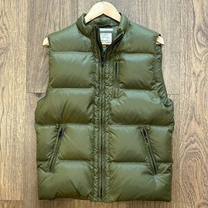 Club Monaco Puffer Vest  Green Size XS